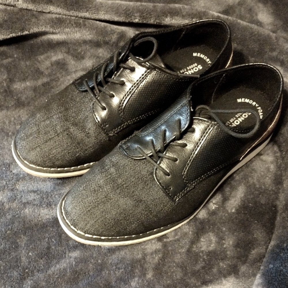 Boys dress shoes size 2